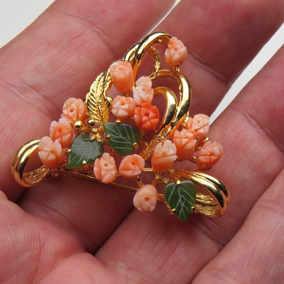 18k Coralflowers &Jade Leaves Brooch